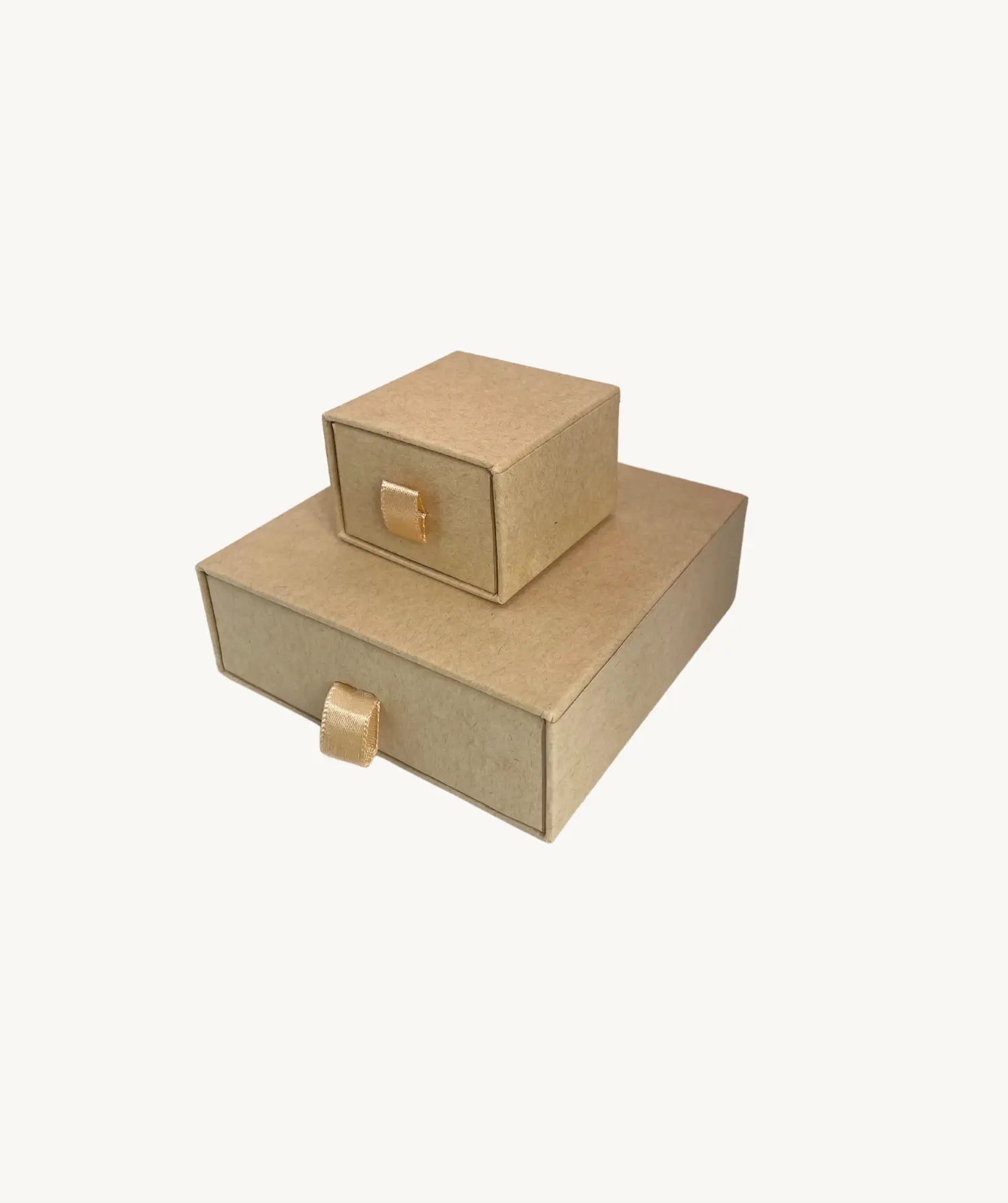 geschenkbox-schmuck.webp